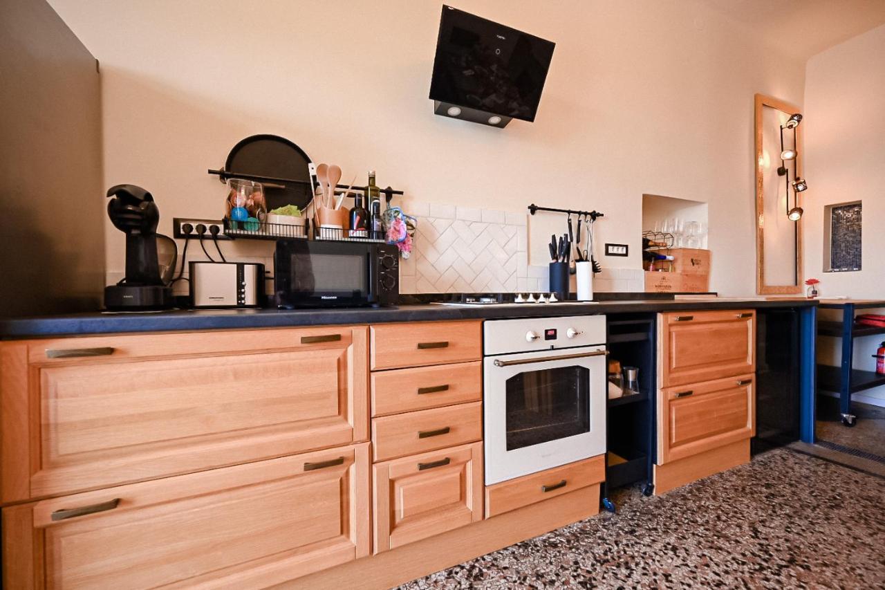 '2R' City Center Holidays And Workstays Rijeka Exterior photo